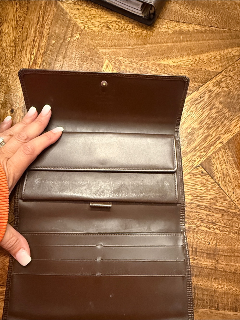 Louis Vuitton Brown Epi Textured Wallet - Picture 5 of 7